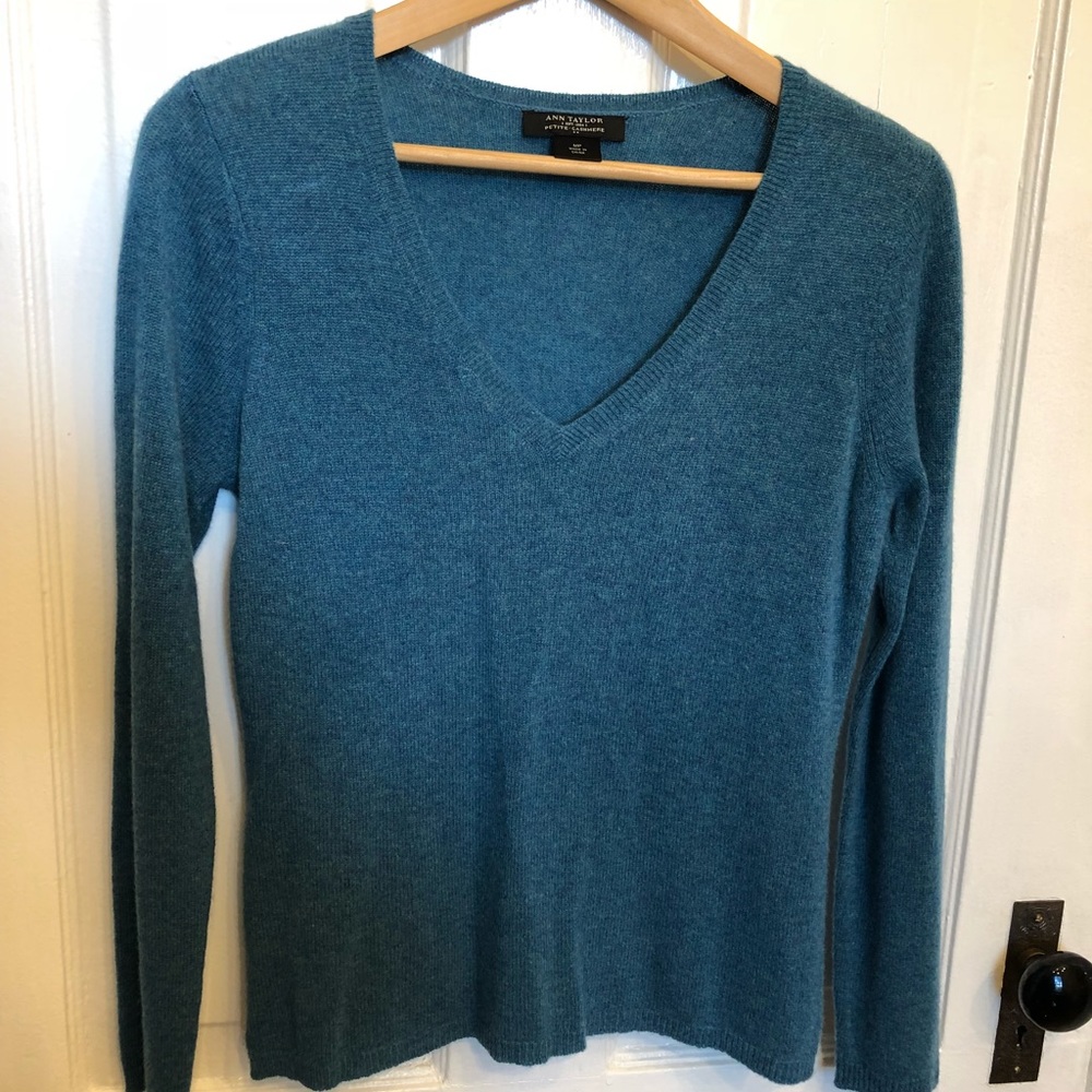 Cashmere V-Neck Sweater
